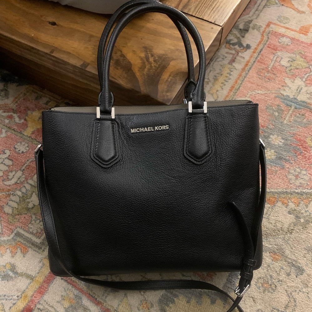 Michael Kors Convertible Crossbody & Handbag